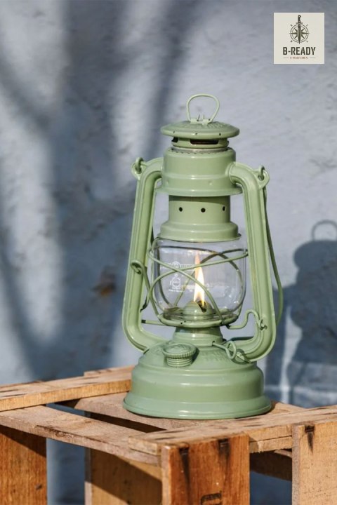 Lampa Naftowa Sztormowa Feuerhand 276 Sage Green